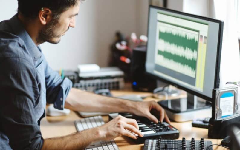 Difference Between Mixing And Mastering in Music Production